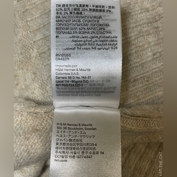 H&M Women’s Knitted Cream Sweater in Extra-Small - Picture 8 of 11